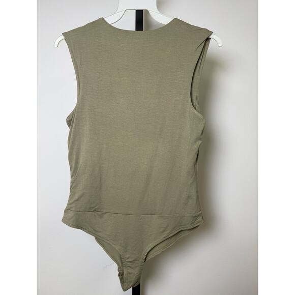 Sleeveless V-Neck Bodysuit- Final Touch (NWOT) - Picture 4 of 5